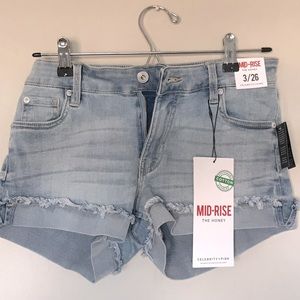 Celebrity Pink Mid-rise Honey Shorts size 3/26